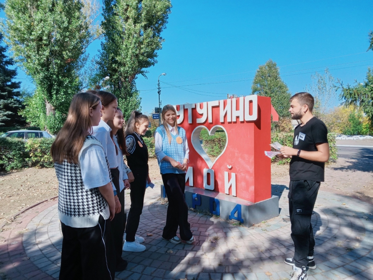 Я В ЭТОМ ГОРОДЕ ЖИВУ, Я ЭТОТ ГОРОД ЗНАЮ